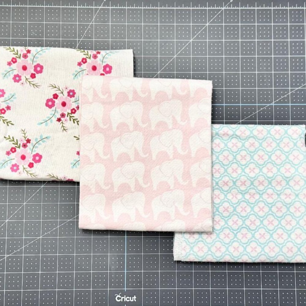 New LUVABLE FRIENDS / HUDSON Pink Receiving Blankets - LOT of 3 (Cotton)